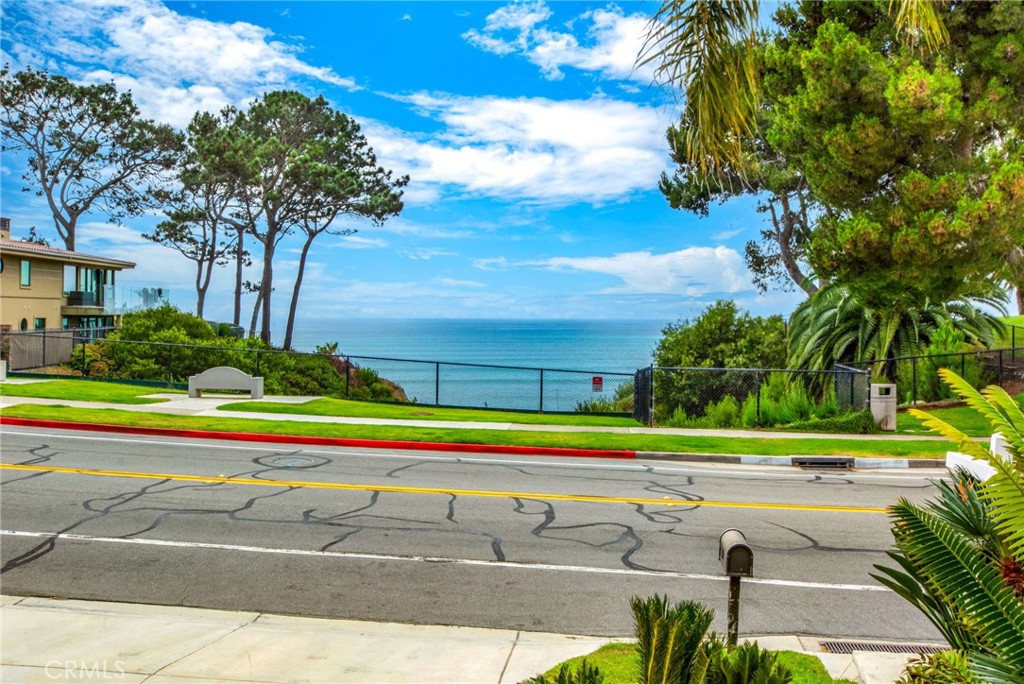 35002 Camino Capistrano
