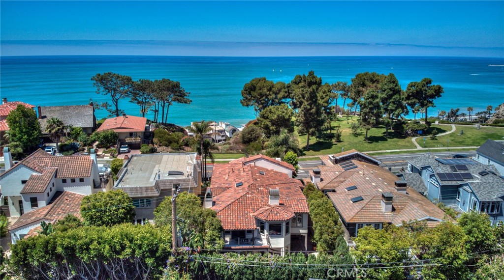 35002 Camino Capistrano