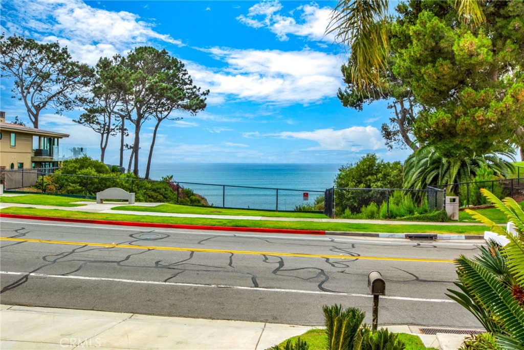 35002 Camino Capistrano