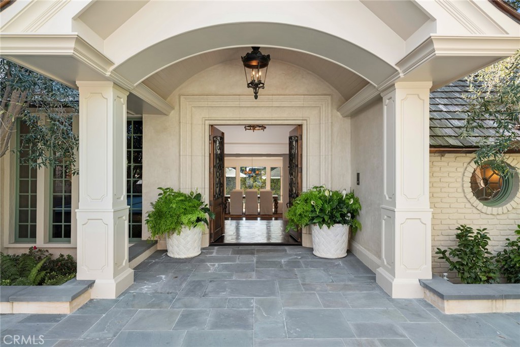 1 Cypress Point Lane