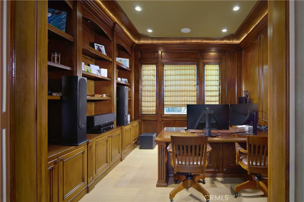 17 Long View Road