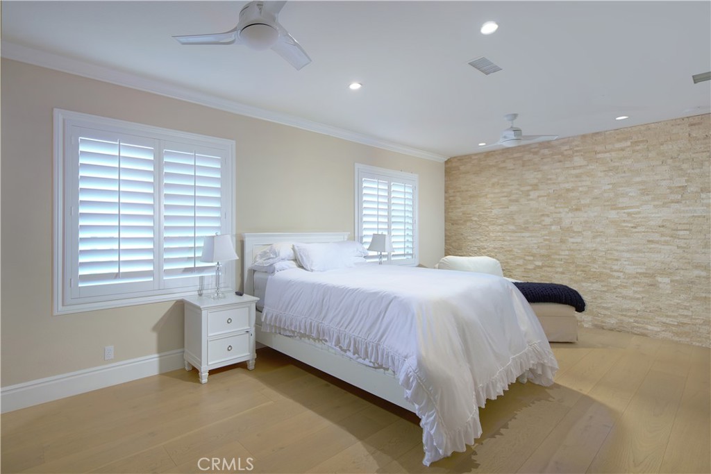 17 Long View Road