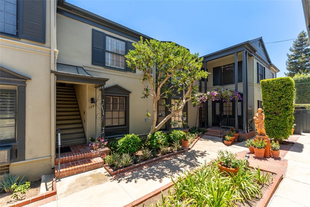 1235 S Beverly Glen Boulevard