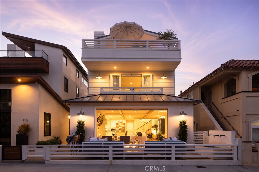 121 41st Newport Beach Ca Us 92663 Np26165228