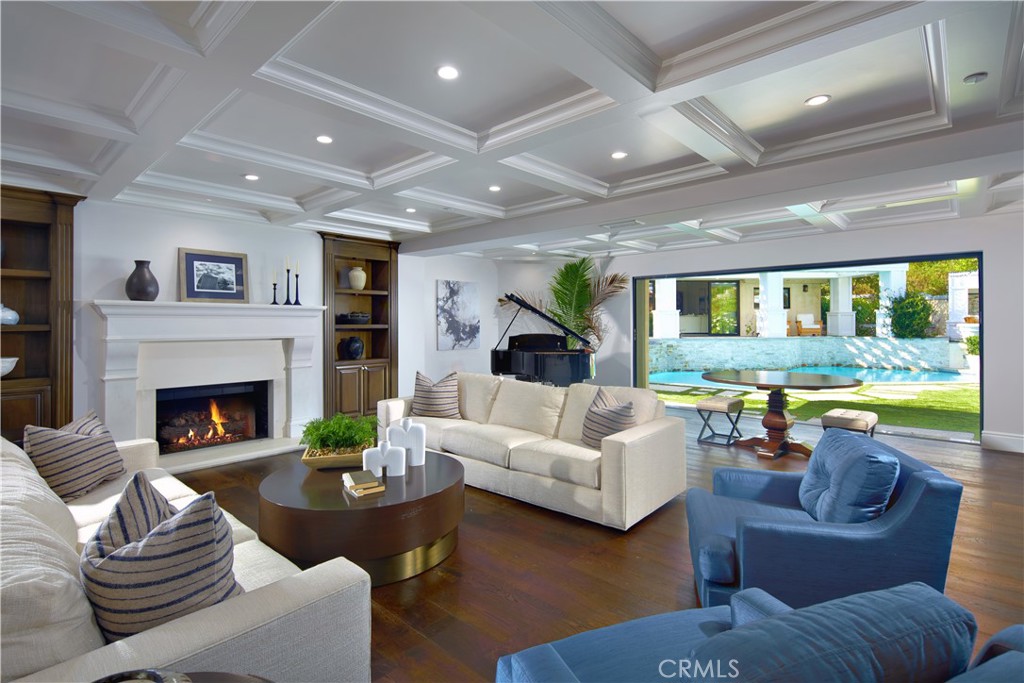 4 Inverness Lane