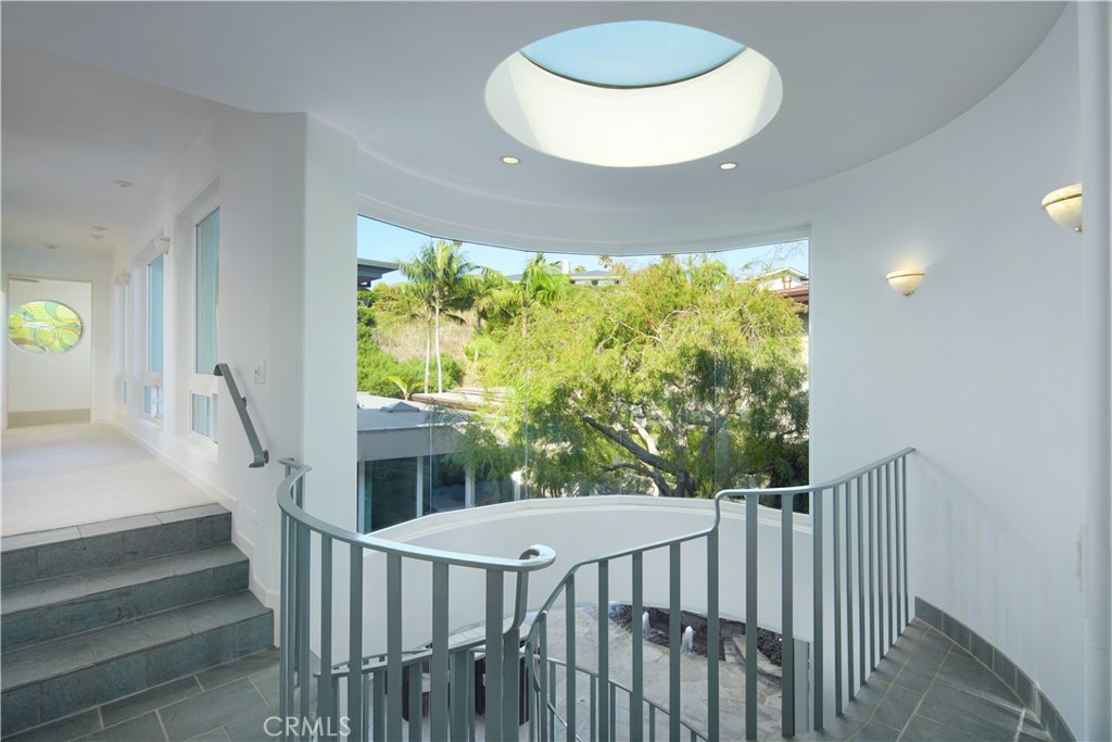 2027 Bayside Drive