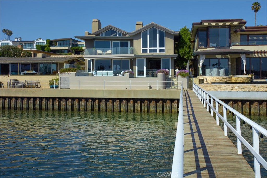2027 Bayside Drive