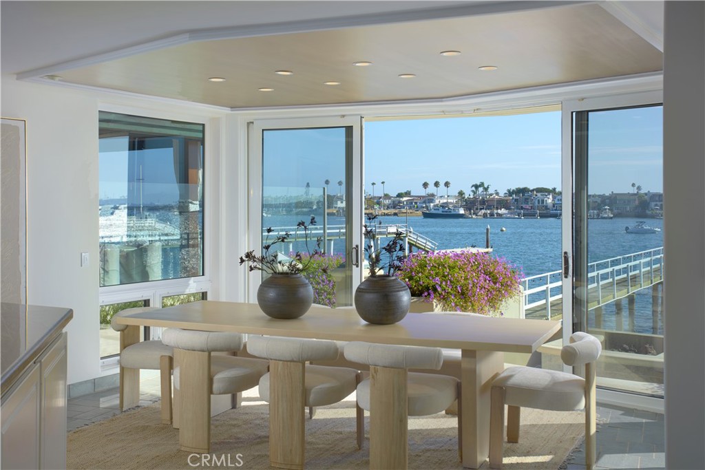 2027 Bayside Drive