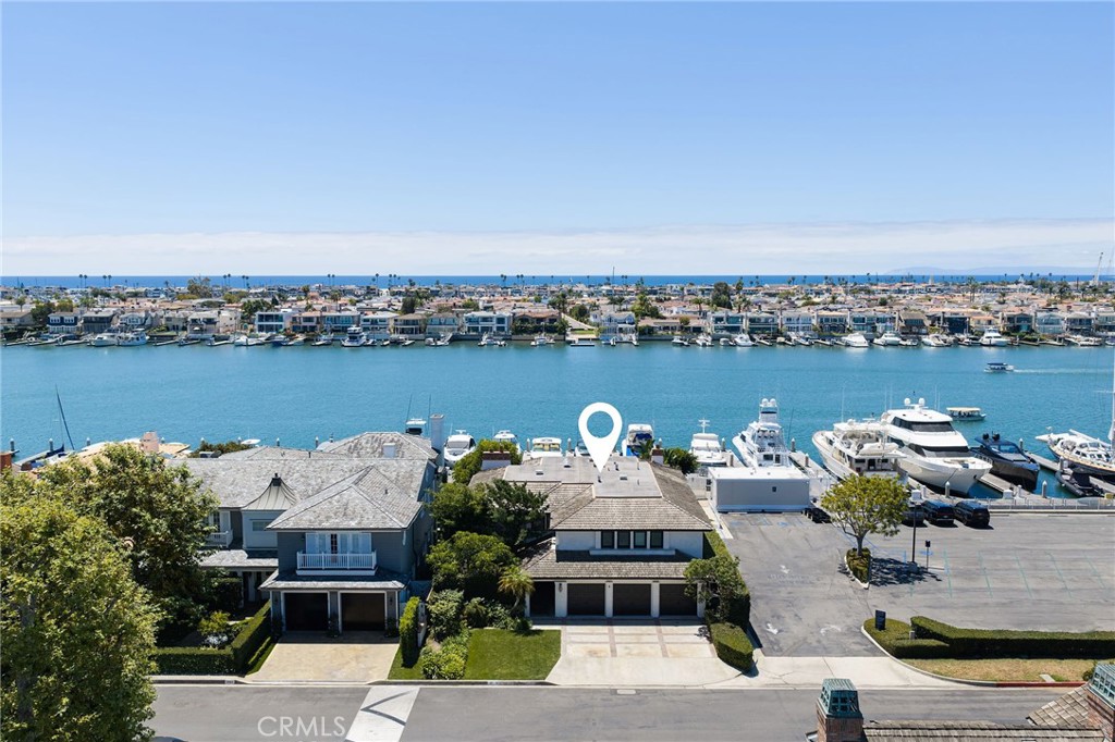 2572 Bayshore Drive