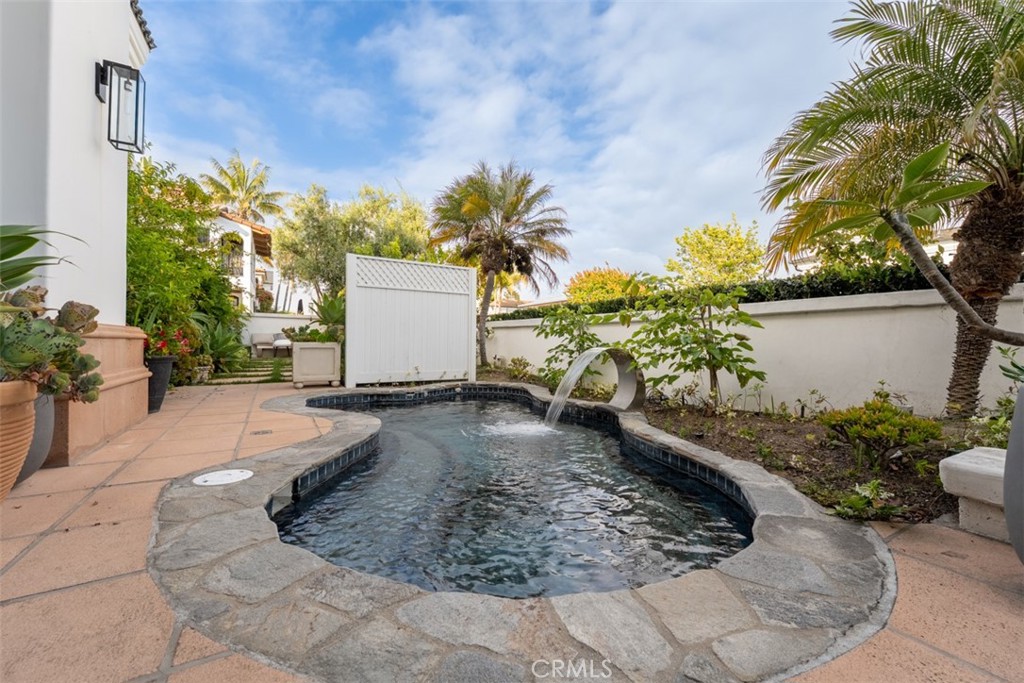 215 Poppy Avenue