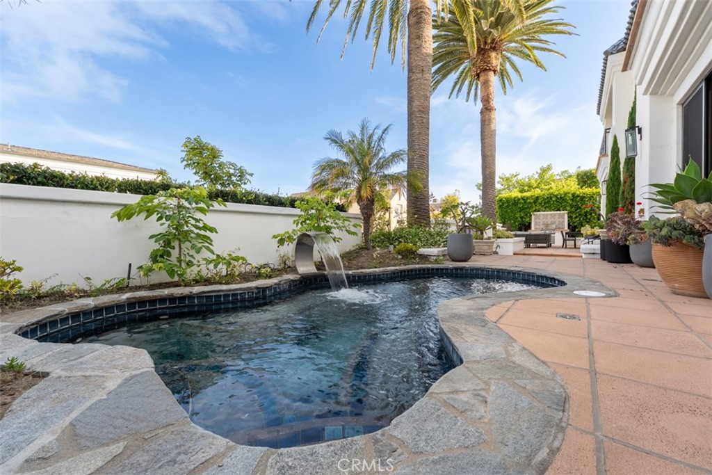 215 Poppy Avenue