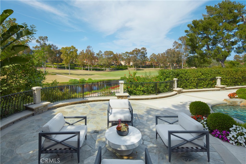 2 Royal Saint George Road