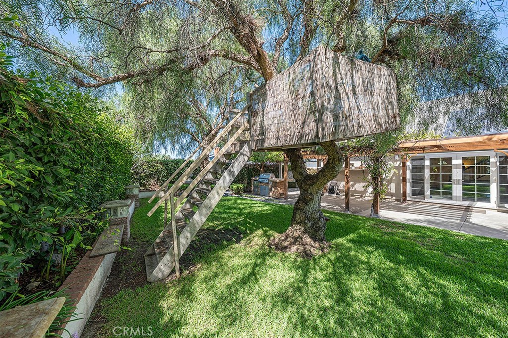17221 Berlin Lane