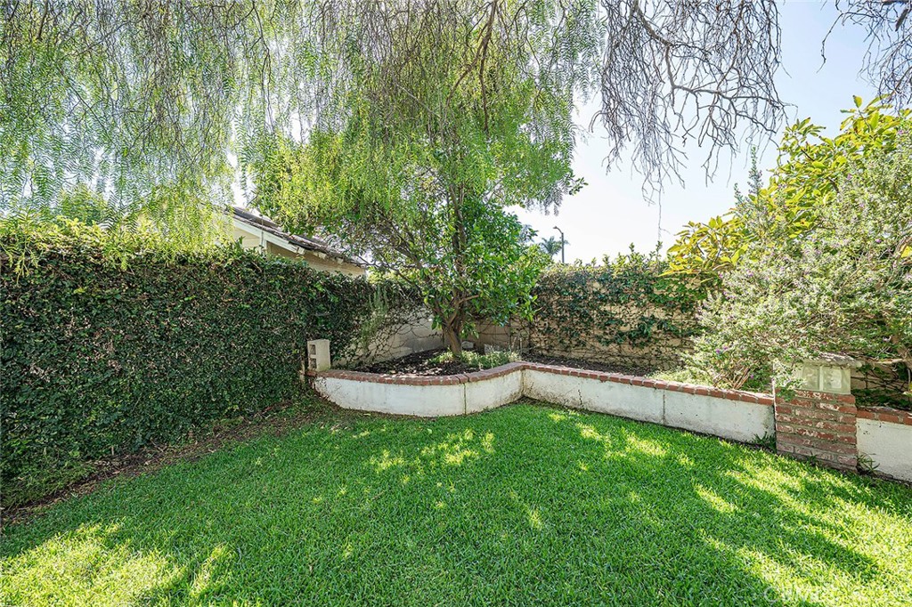 17221 Berlin Lane