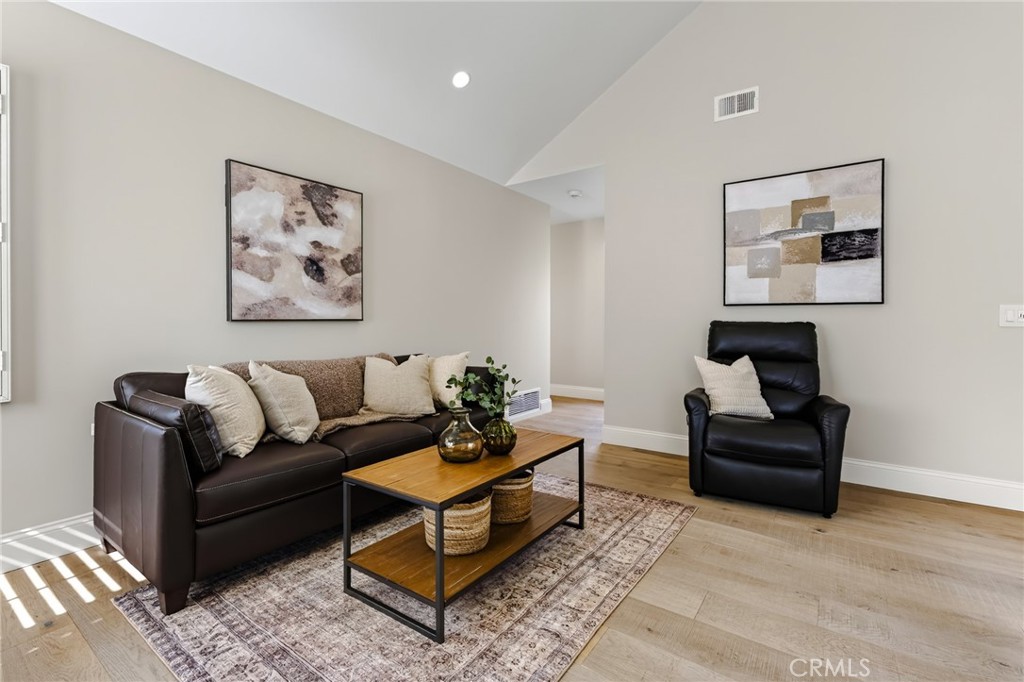 607 Dahlia Avenue