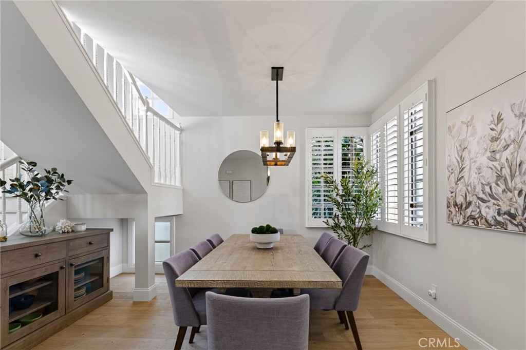 607 Dahlia Avenue
