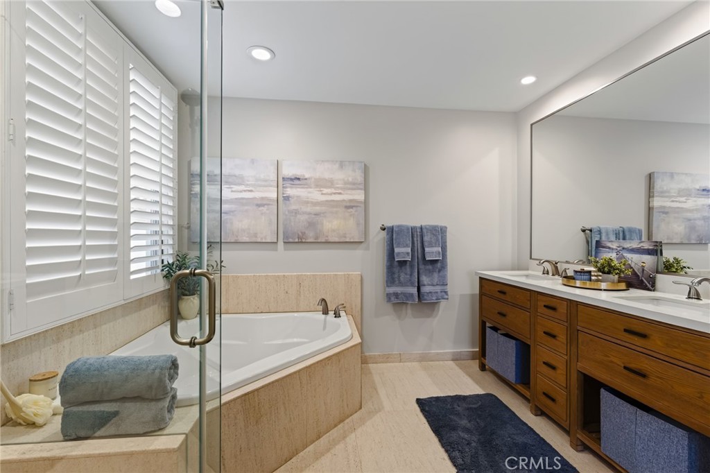 607 Dahlia Avenue
