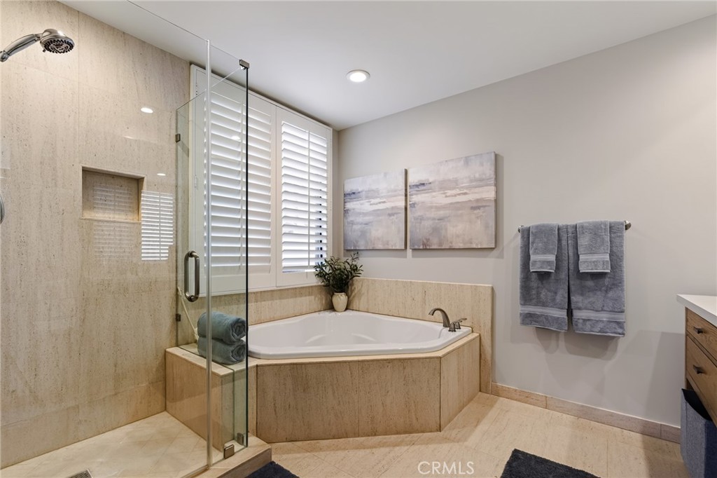 607 Dahlia Avenue