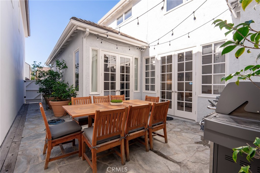 607 Dahlia Avenue