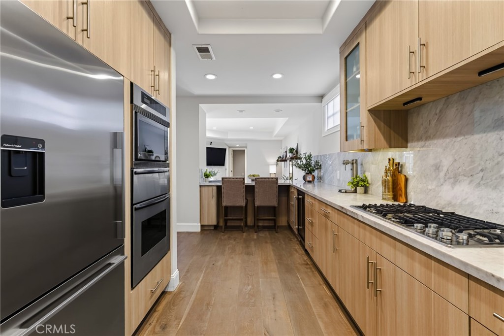 607 Dahlia Avenue