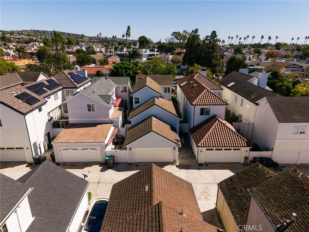 607 Dahlia Avenue