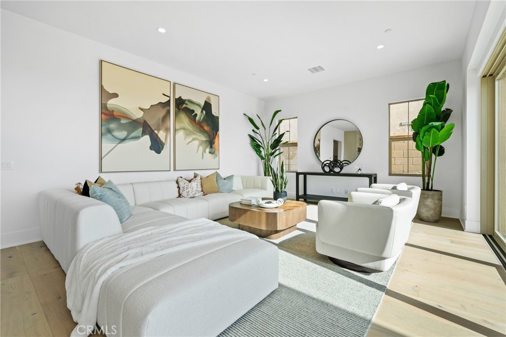 123 Oakstone