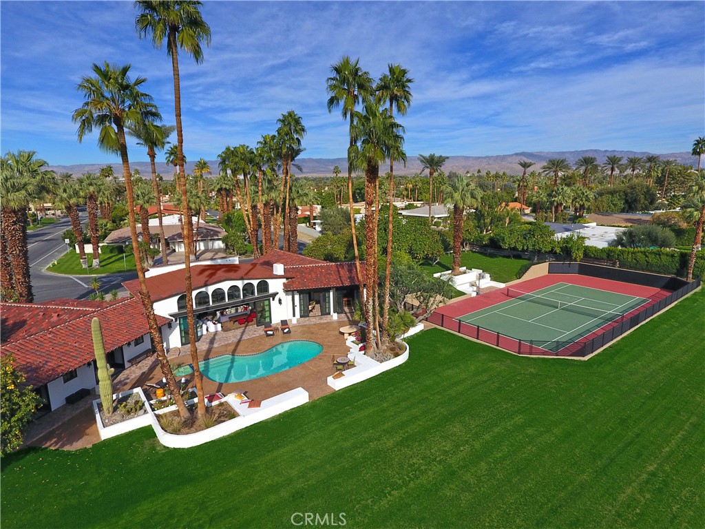 76011 Fairway Drive