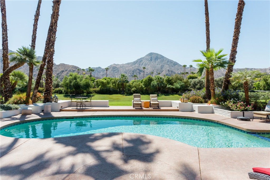 76011 Fairway Drive