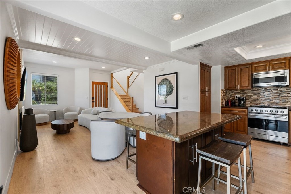 379 Monte Vista Avenue A