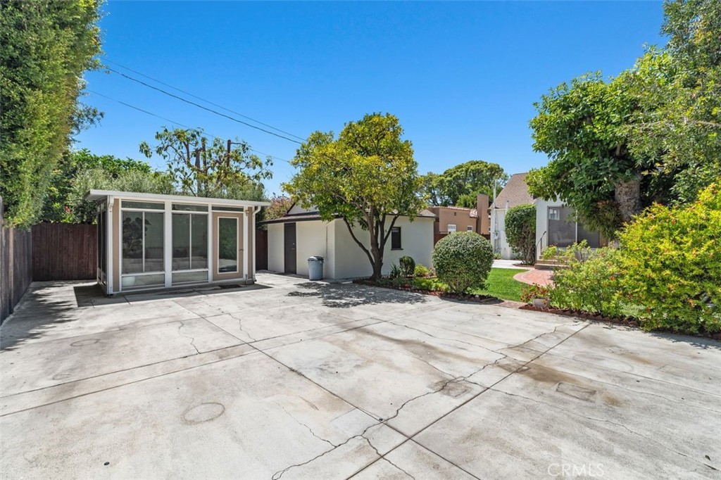 2340 Camden Avenue