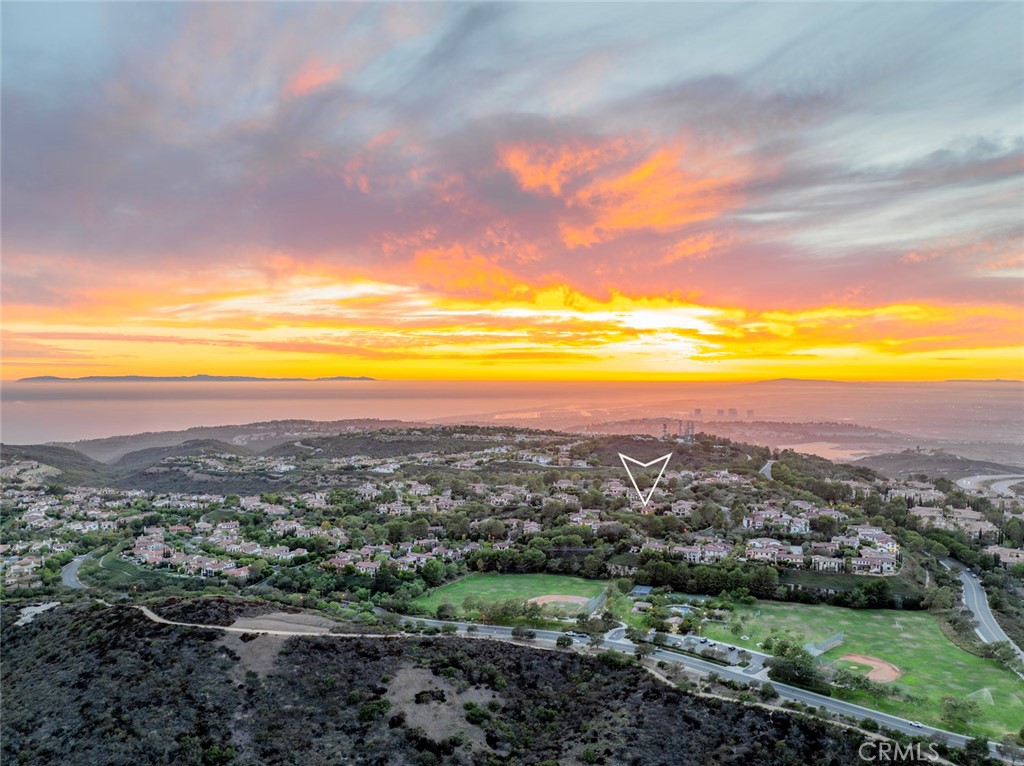 6 Lookout Hill