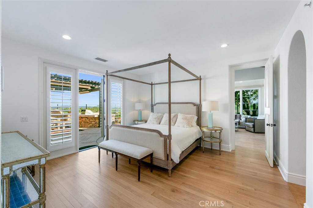 6 Lookout Hill