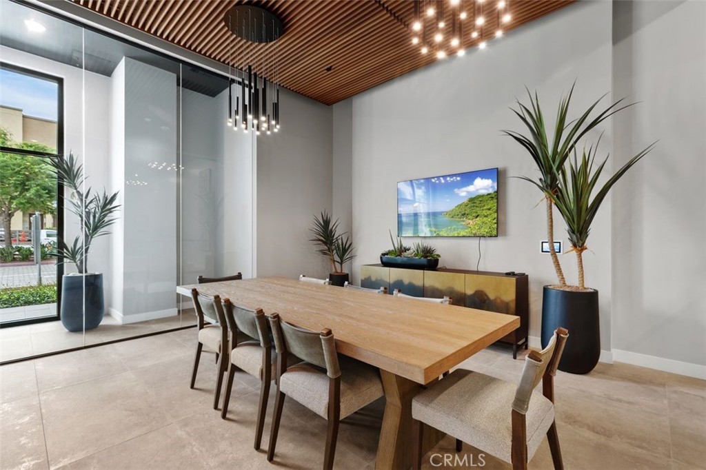 1202 Rivington