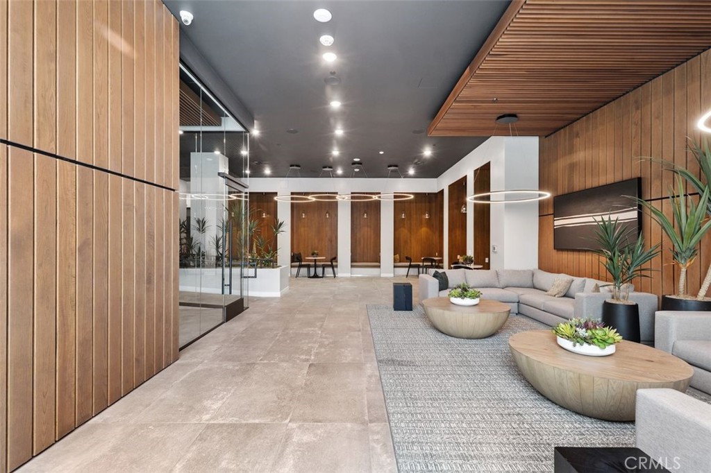 1202 Rivington