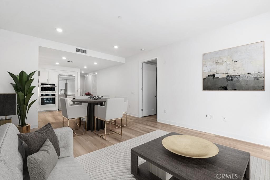 1202 Rivington