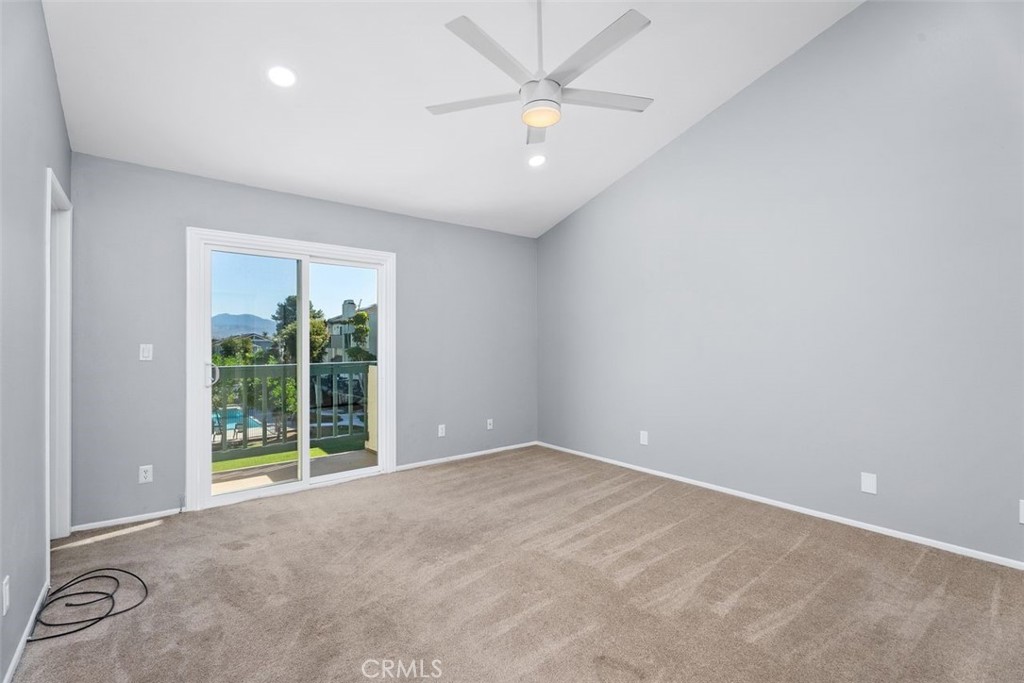 428 W 1st Street