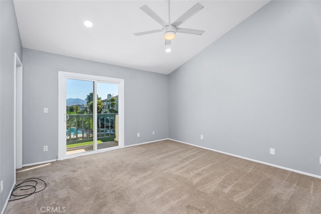 428 W 1st Street