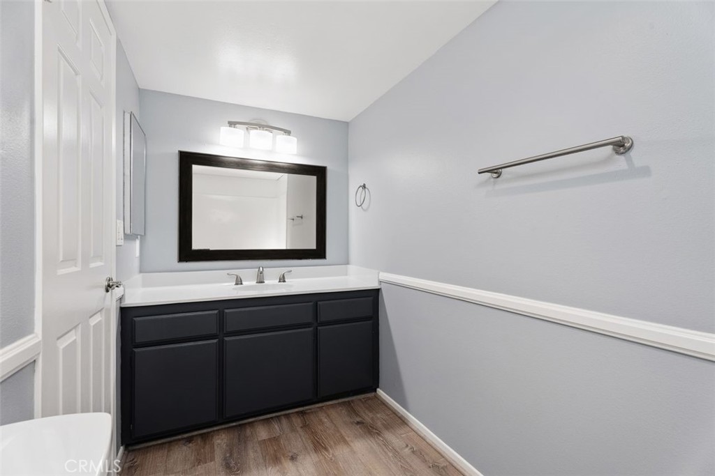 428 W 1st Street