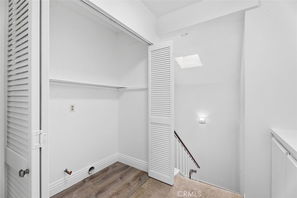 428 W 1st Street