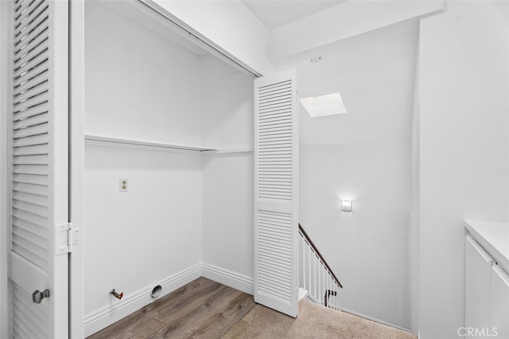 428 W 1st Street