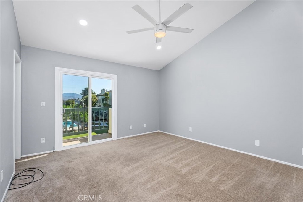 428 W 1st Street