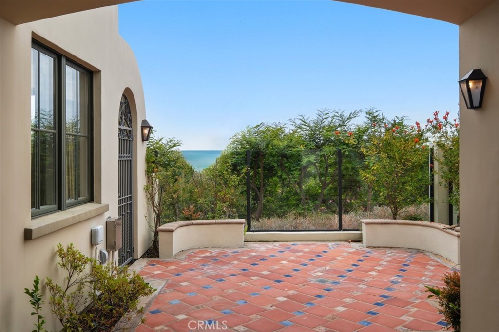 76 Sidra Cove