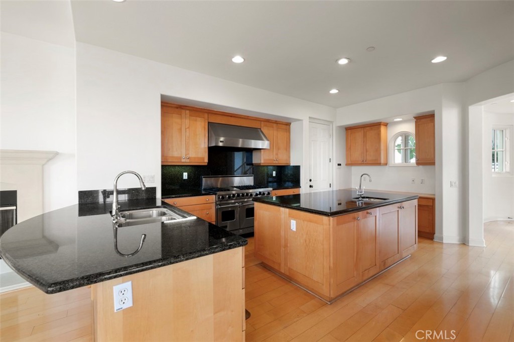 76 Sidra Cove