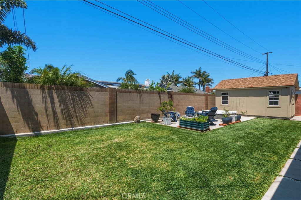 16301 Golden Gate Lane