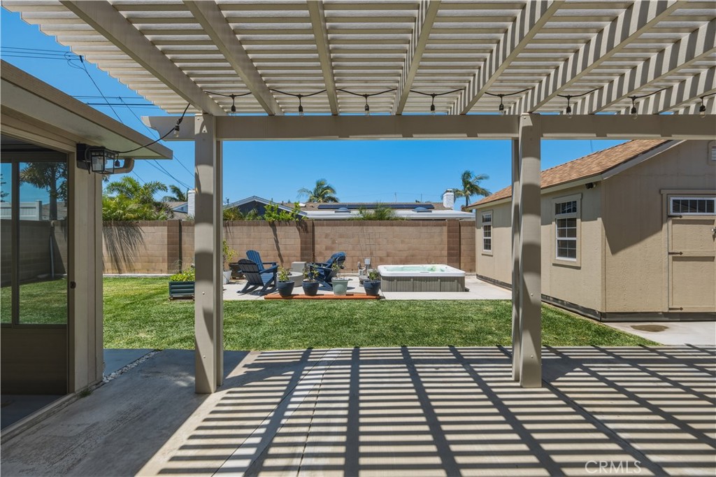 16301 Golden Gate Lane