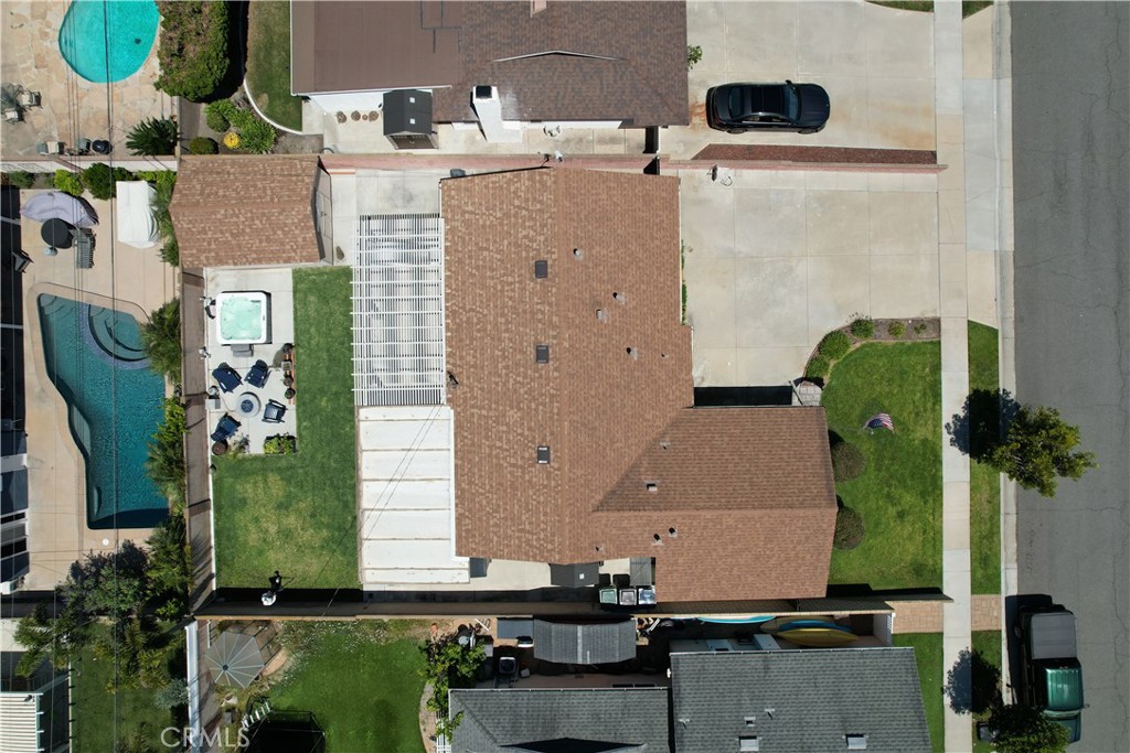 16301 Golden Gate Lane