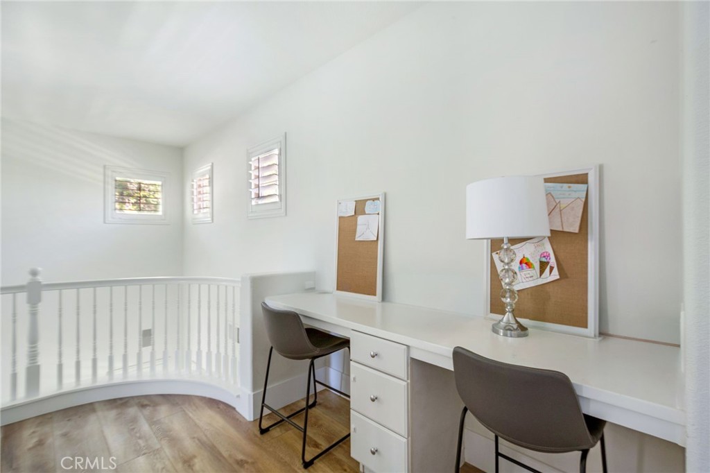 24 Thorp Spring