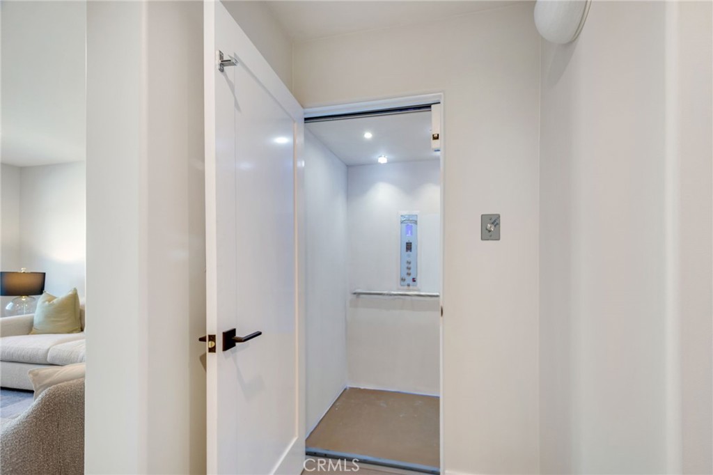 501 Elena Lane B