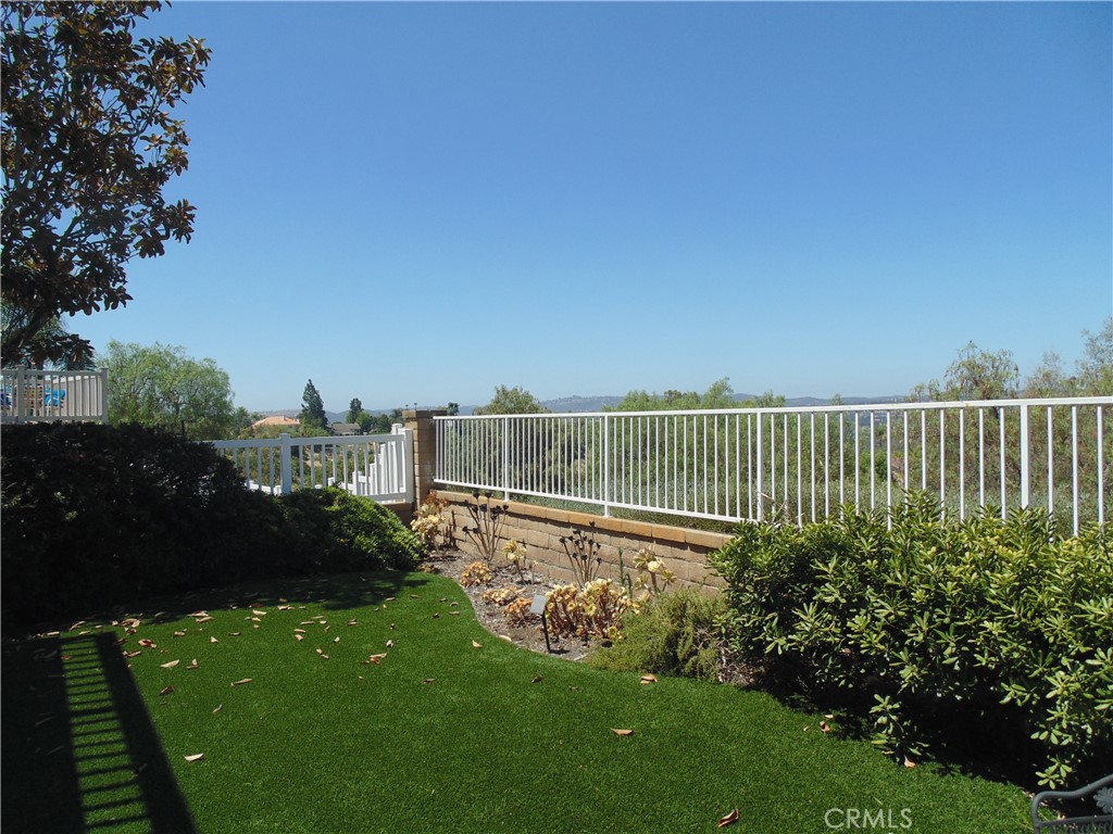 26711 Laurel Crest