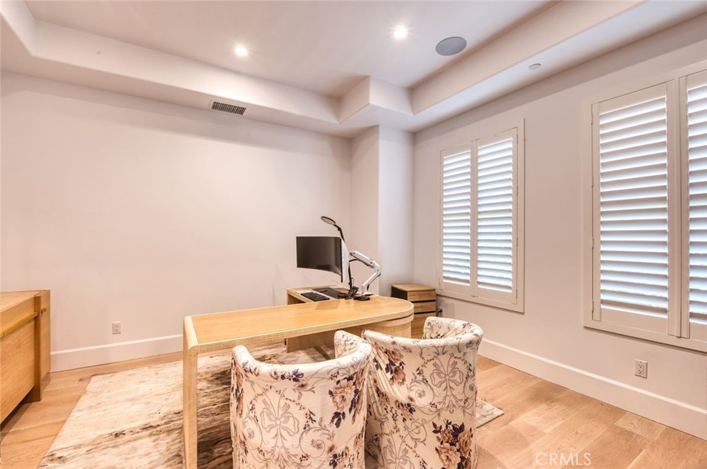 5585 Blue Ridge
